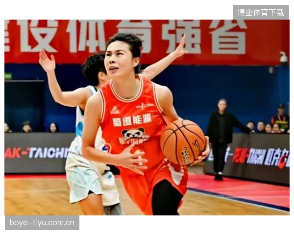 广东女篮替补登场就开火，轮换火力不停