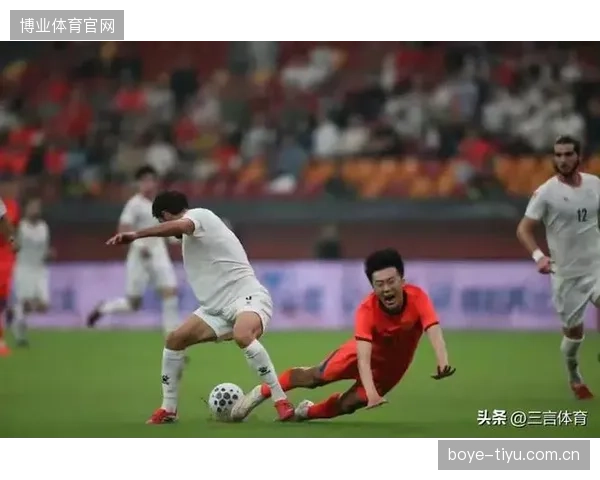 0-5！上海海港国脚背锅？邵佳一：有球员还在想着联赛和亚冠——从“海港之星”到“国脚之梦”的坚持与挑战